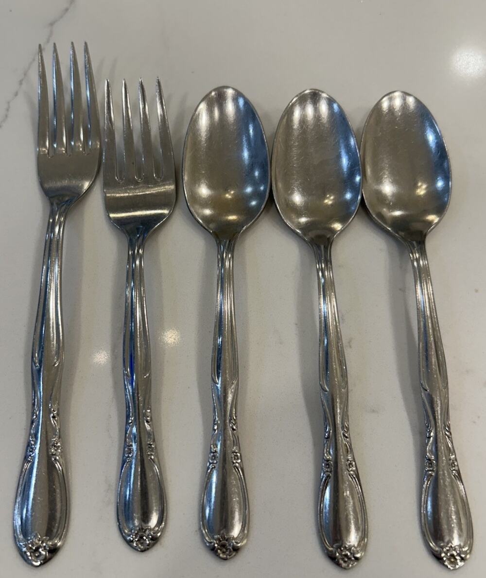Vtg Set Of 5 Superior International Chapel Hill Dinner & Salad Fork 3 Teaspoons
